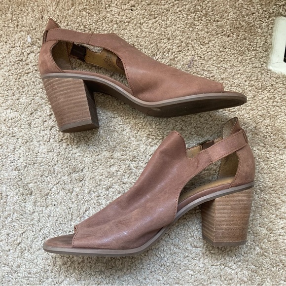 Lucky Brand Peep Toe Heeled Brown Boots, 8 - Picture 2 of 7